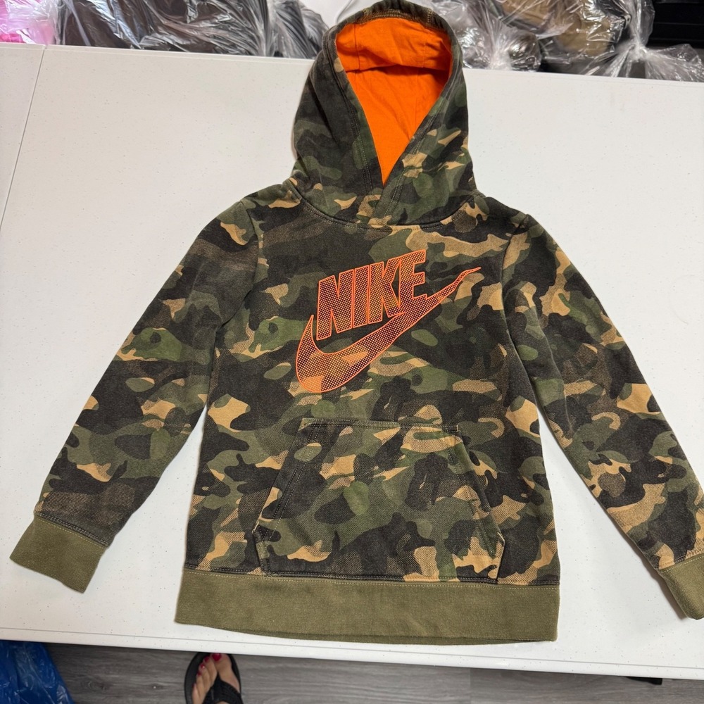 Nike Youth Hoodie Size 6-7 Camo Pullover Orange Swoosh Sweatshirt Boys Girls k